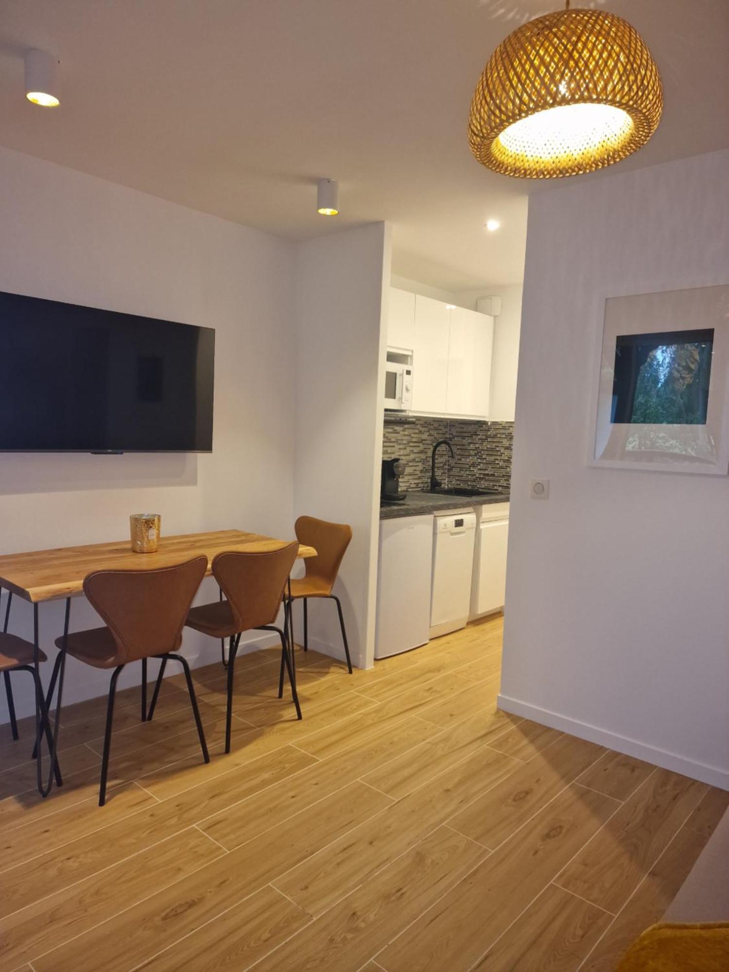 Appart 2 Chambres Piscine Chez Rox - Residence Du Golf 多维尔 外观 照片