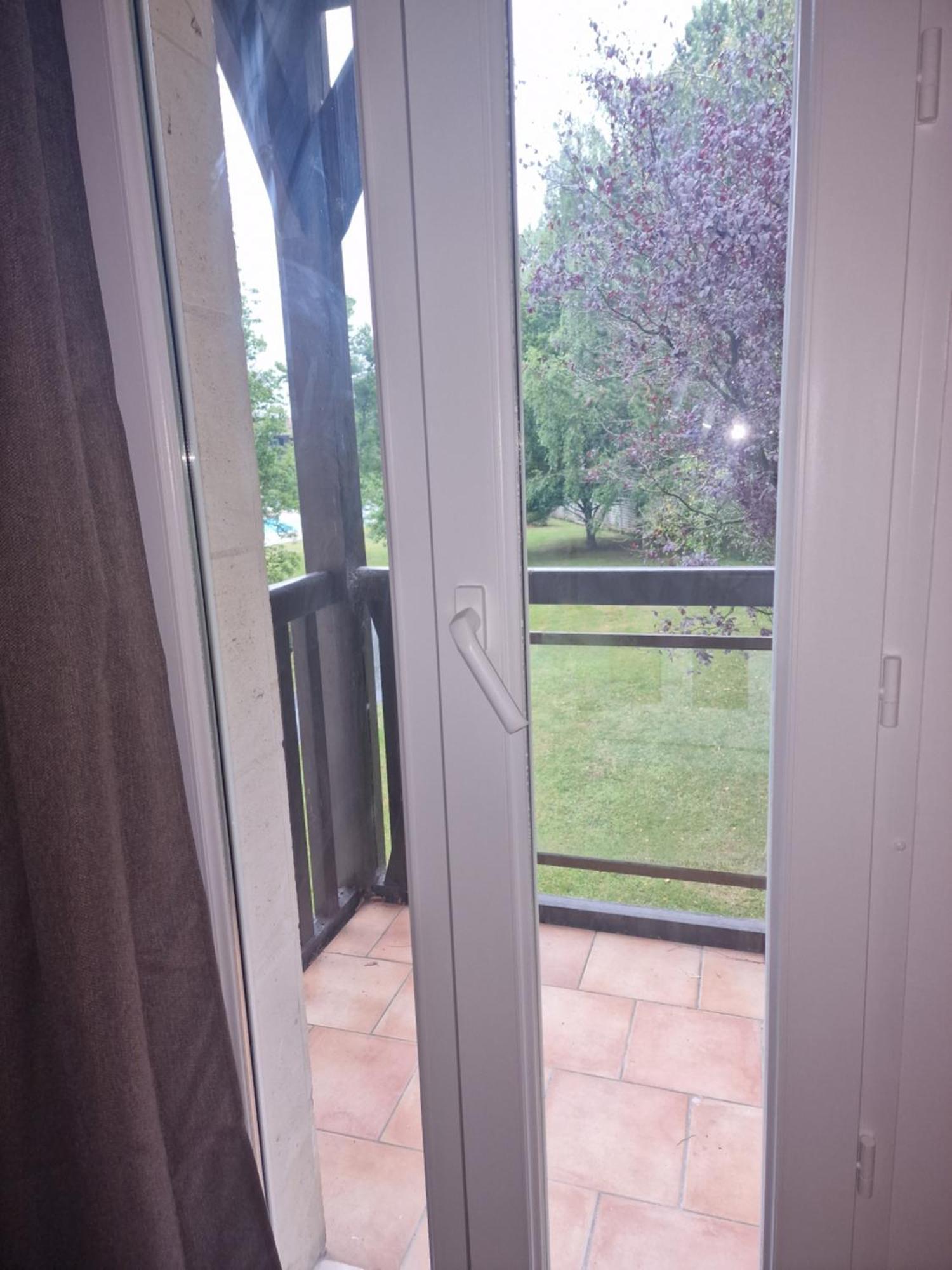 Appart 2 Chambres Piscine Chez Rox - Residence Du Golf 多维尔 外观 照片